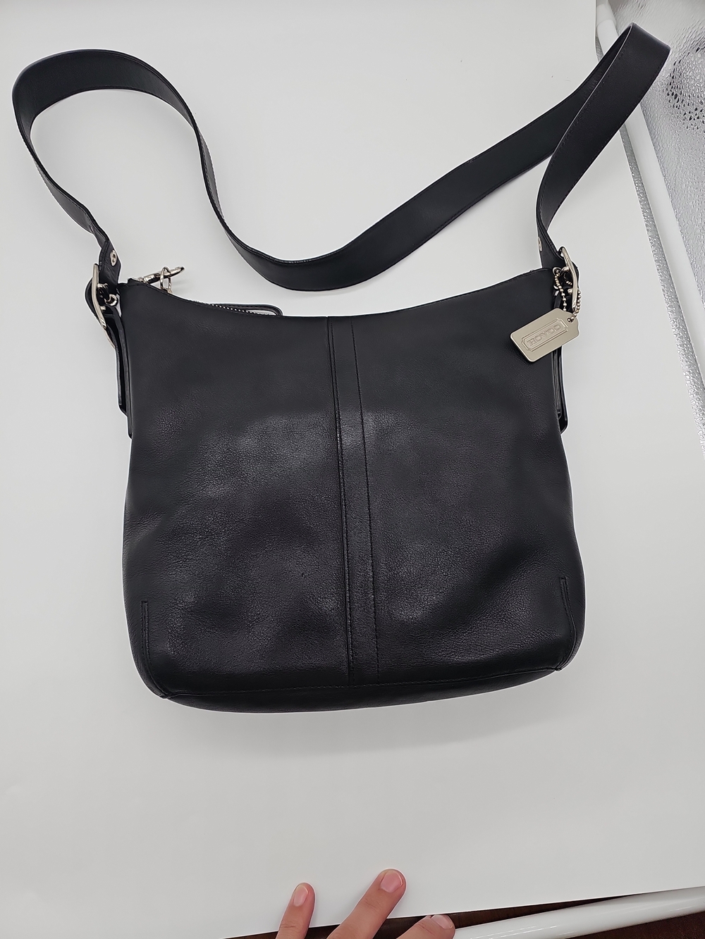 VINTAGES Coach Black Leather Crossbody Bag